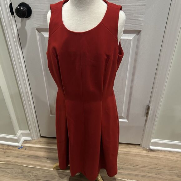Ann Taylor LOFT Red Pleated Sleeveless Cocktail Party Dress Sz 4 Missing Button - Picture 1 of 12